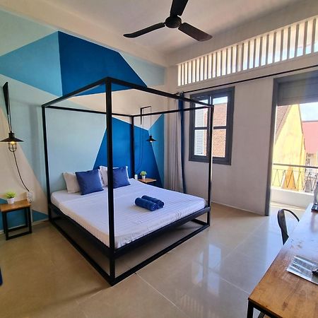 The Place Hostel Баттамбанг Экстерьер фото